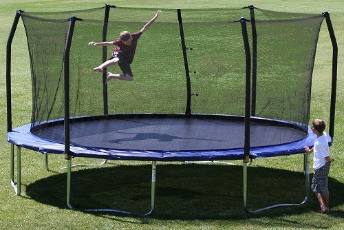 Skywalker 17-foot Round Trampoline