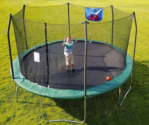 Skywalker Trampolines 15-Feet Jump N' Dunk with net and basketball